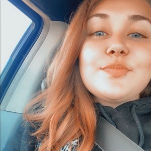 Meet your Posher, Joleen